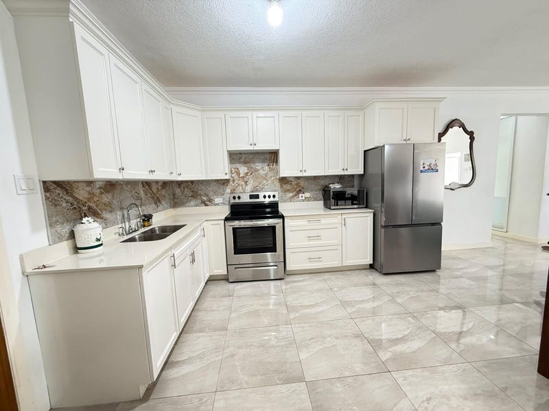 Pine Boulevard - photo 1 of 28