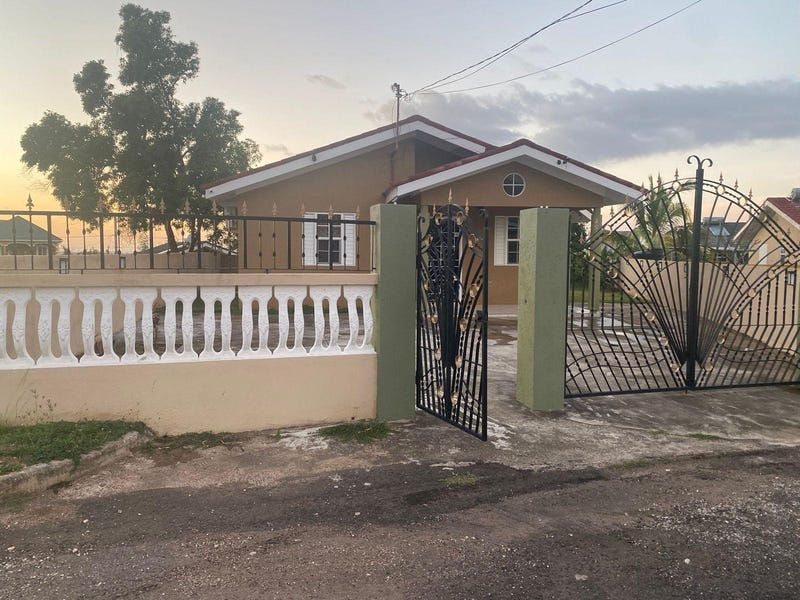 Onyx Ave, Stonebrook Vist