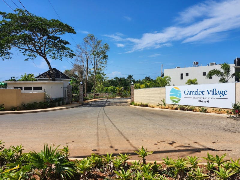Camelot Village, Discover