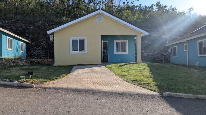 Edmund Ridge Estate - photo 1 of 19