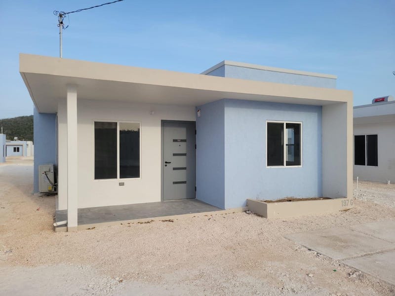 Coral Spring Estate - photo 1 of 16