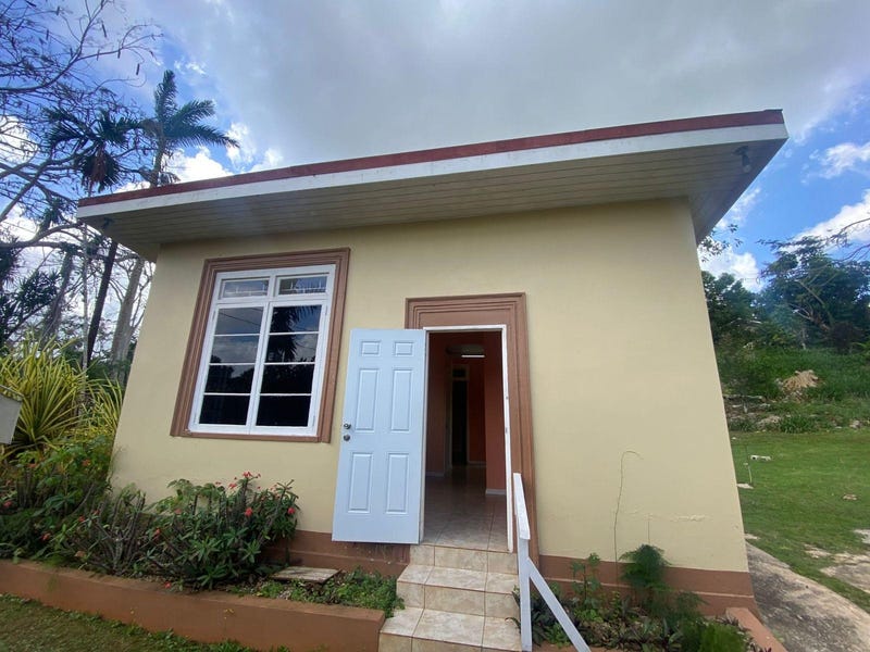 10 Bloomfield Gardens