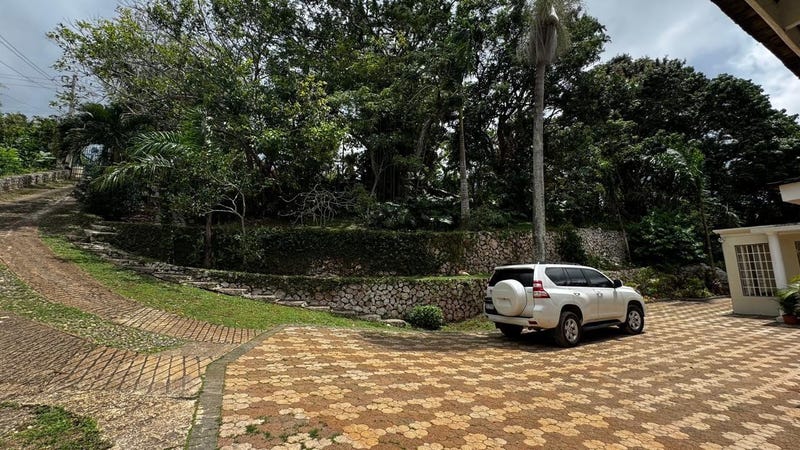 Seaview Road, Stony Hill