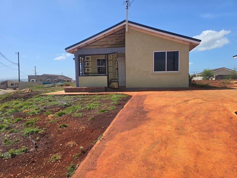 Silversun Estate - photo 1 of 16