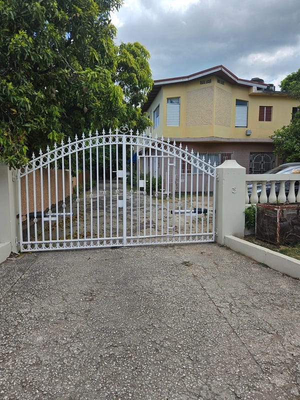 Harrad Crescent, Patrick - photo 1 of 1
