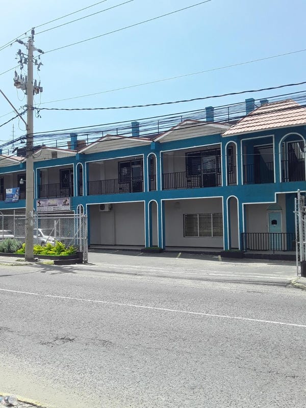 Red Hills Road Kingston 19