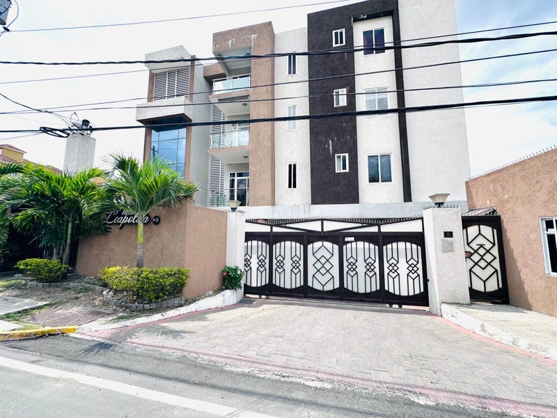 Liguanea Ave