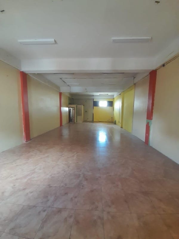Hagley Park Road