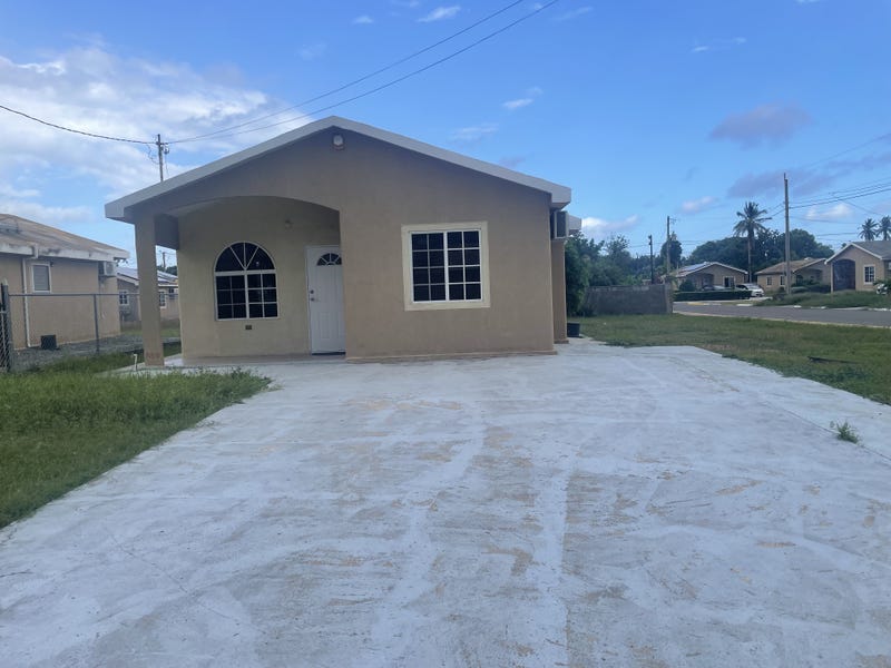 Phoenix Boulevard, St. Catherine Parish, St. Catherine Parish