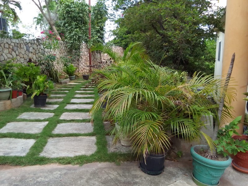10 Weycliffe Close Kingston & St. Andrew Kingston 6, Kingston 6, Kingston, Kingston 6, Kingston