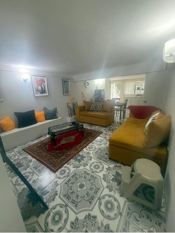 Leas Flat