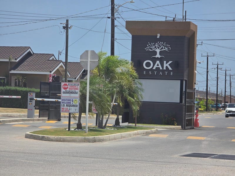 Oak Estate