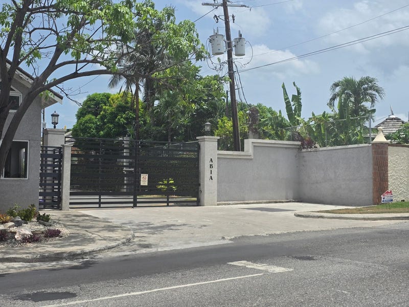 Shortwood Road, Kingston