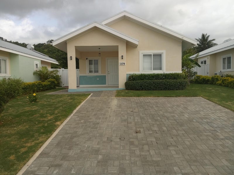 Lucea , Hanover