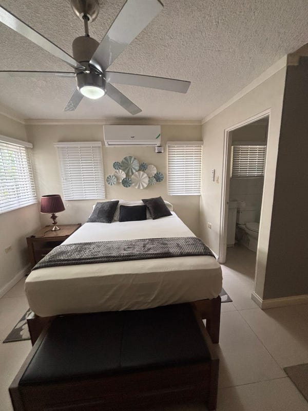 Cassia Park Road, Kingsto
