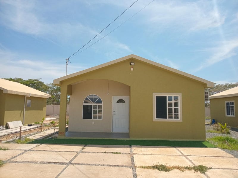 Clove Avenue - photo 1 of 1