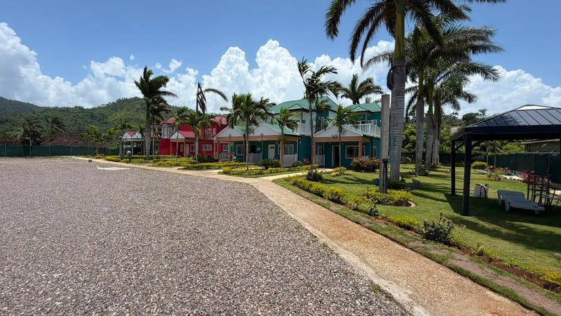 Barbican, Sandy Bay
