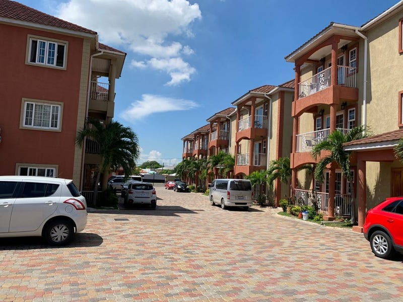Fairway Avenue