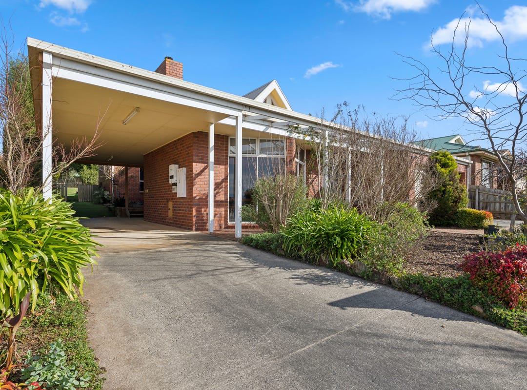 84 Parr Street, Leongatha, Vic 3953 House for Sale