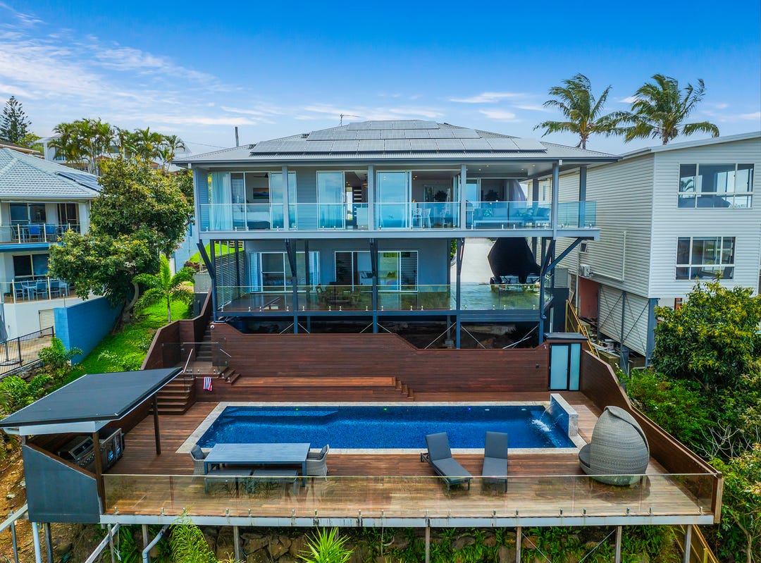 10 Walter Crescent, Banora Point, NSW 2486 House for Sale