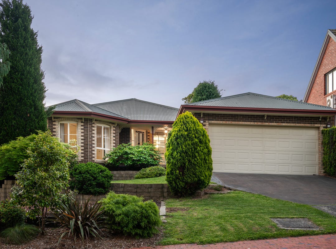 15 Cotswold Close, Vermont, Vic 3133 House for Sale