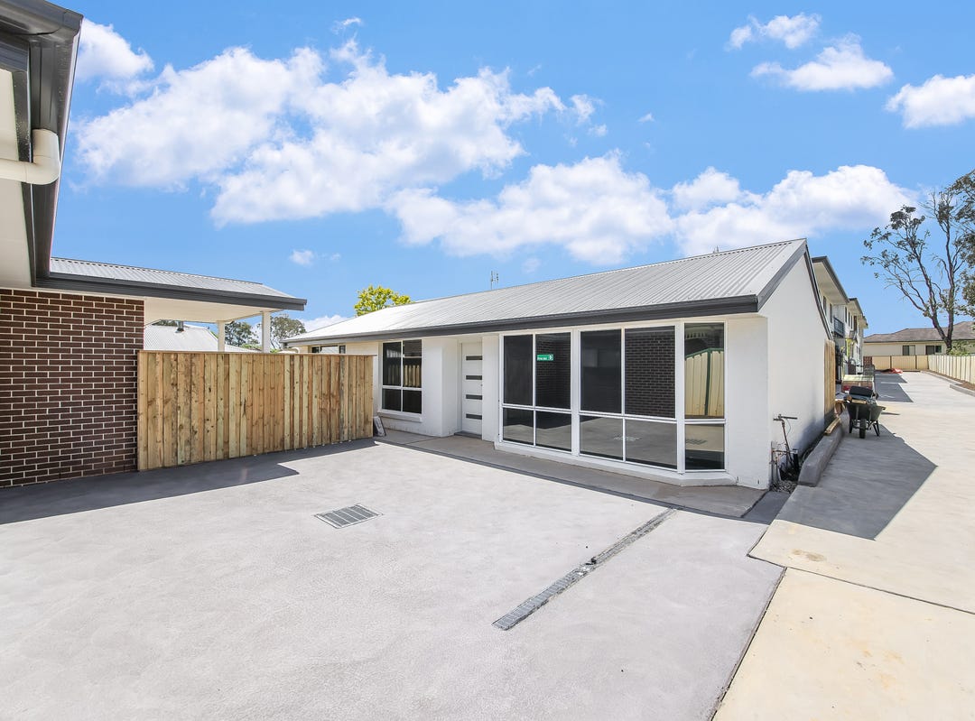 Unit 8/42 Carlton Road, Thirlmere, NSW 2572 Townhouse for Sale