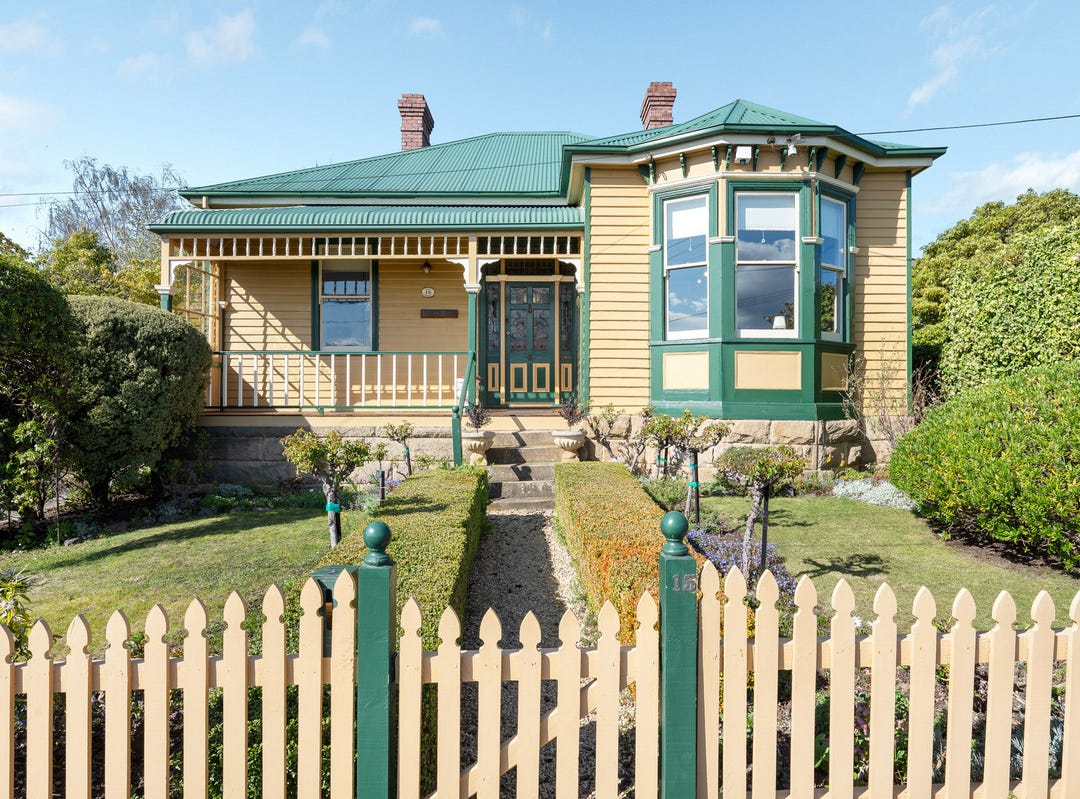 15 Bay Road, New Town, Tas 7008 House for Sale