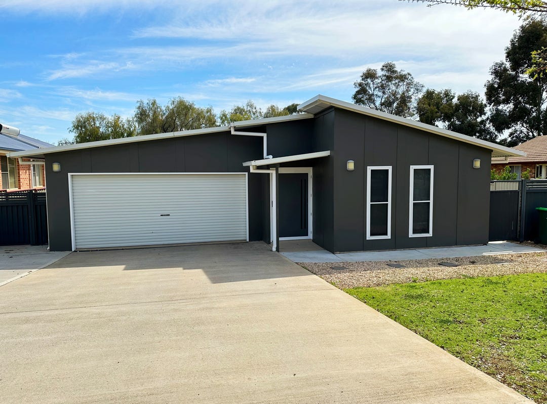 17 Hinton Drive, Gunnedah, NSW 2380 House for Sale
