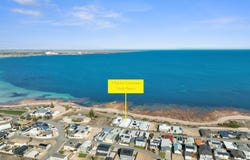 9 Palmer Esplanade, North Beach, SA 5556