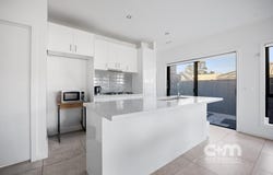 1/8 Ortolan Avenue, Broadmeadows, Vic 3047