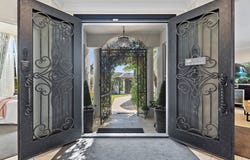 11 Lamb Street, Broadbeach Waters, Qld 4218