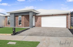26 Margaretta Circuit, Mickleham, Vic 3064