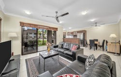 58/1-15 Robson Street, Mooroobool, Qld 4870