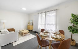 2/11 Carmen Street, Newport, Vic 3015