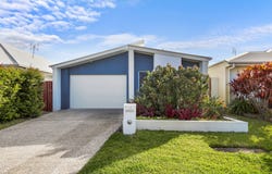 24 Flame Tree Avenue, Sippy Downs, Qld 4556