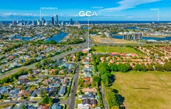 25 Sigatoka Place, Clear Island Waters, Qld 4226