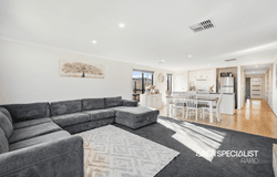 97 Bimberry Circuit, Clyde, Vic 3978