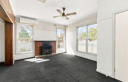 54 Stradbroke Avenue, Swan Hill, Vic 3585