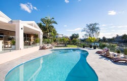 18 Carrara Road, Carrara, Qld 4211