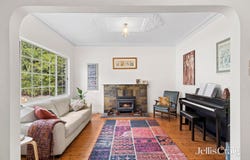 1 Hendley Street, Woodend, Vic 3442