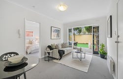 1/125 Kambrook Road, Caulfield, Vic 3162
