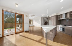 12 Centre Court, Torquay, Vic 3228