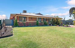 22 Gaze Court, Armadale, WA 6112
