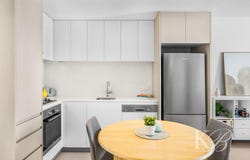10816/320 Macarthur Avenue, Hamilton, Qld 4007