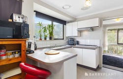 1 Trentham Court, Wantirna, Vic 3152