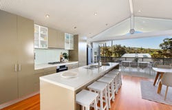 9 Griffin Road, North Curl Curl, NSW 2099