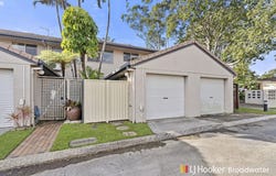 2/79 Government Road, Labrador, Qld 4215