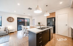 43 Ballet Crescent, Sunbury, Vic 3429
