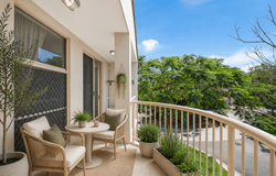217/27 Clarendon Avenue, Bethania, Qld 4205