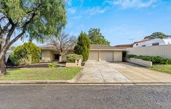 4 Phoebe Avenue, Modbury Heights, SA 5092
